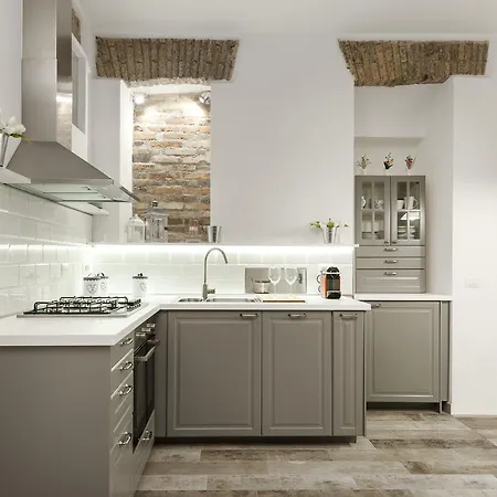 Awesome Duplex In Campo De' Fiori Area