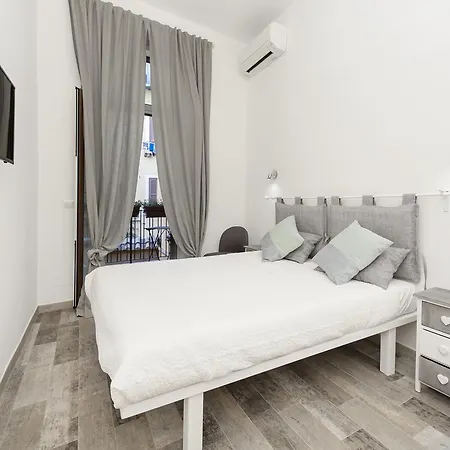 Awesome Duplex In Campo De' Fiori Area Apartment Rome
