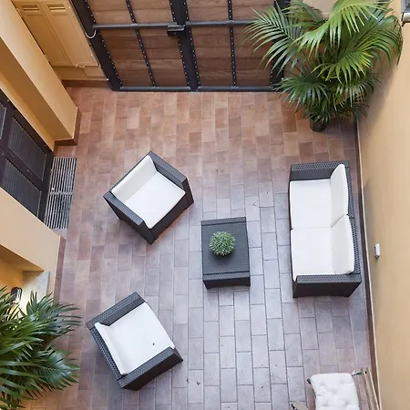 Awesome Duplex In Campo De' Fiori Area *